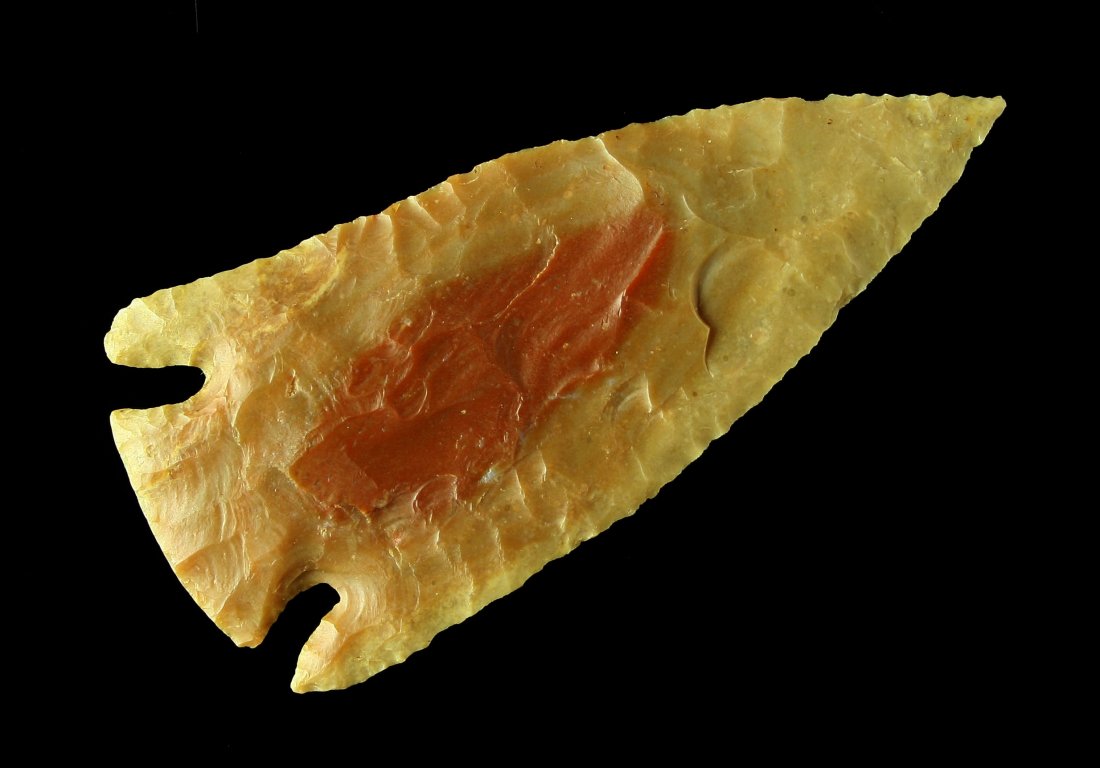 Phenomenal 3 1/2" Carter Cave Kirk - Jackson G-10 COA: Good as they get. Beautiful translucent Carter Cave. ULTRA-thin. Extended needle-tip. Exquisite flaking. Big 'red/maroon' heart/splotch dead center of the otherwise glossy caramel colored blade. Clark