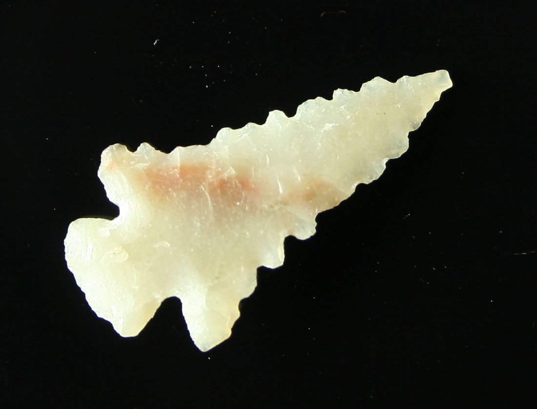 1" Spiro Mound Point: Novaculite example found at the Spiro Mound in Leflore Co., Oklahoma. Ex - Dr. Robert Bell and Karl Englander collections.
