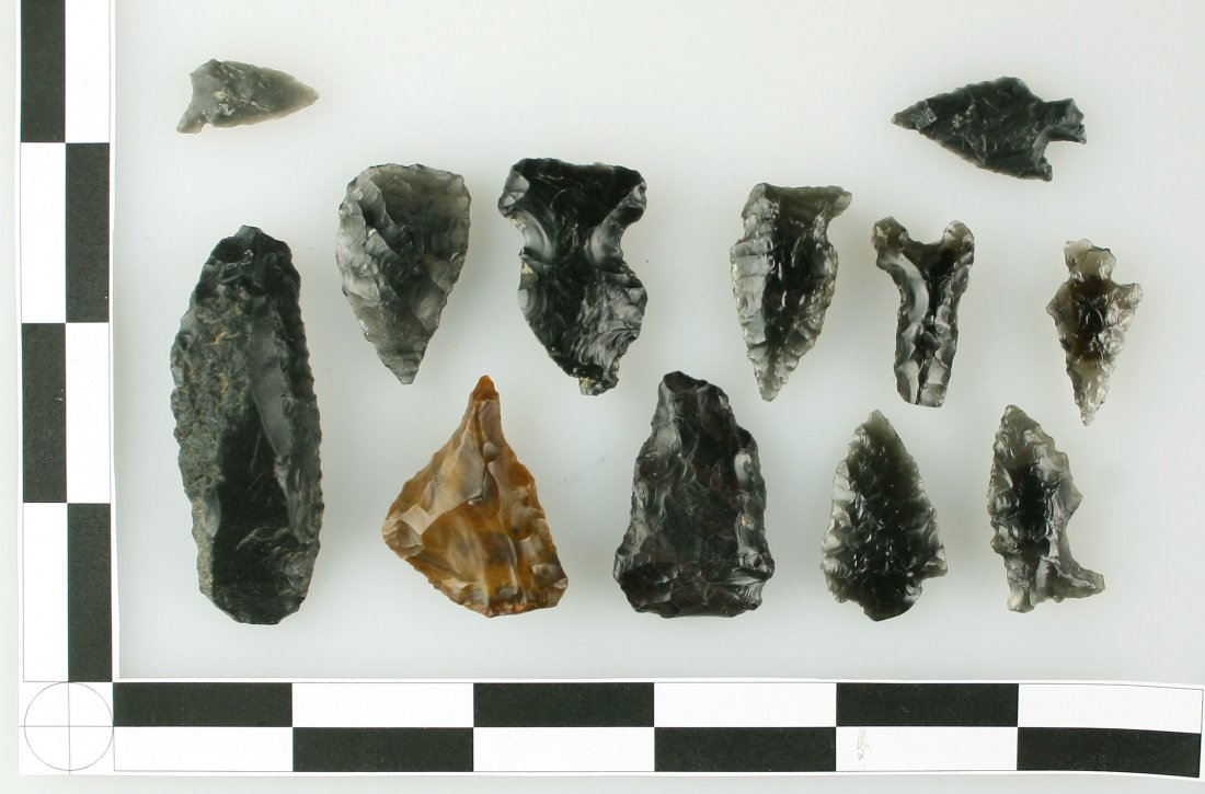 Selection of Lake Co., Oregon Obsidian.: Approx. 12 piece collected between 1940-1959 and formerly of the Reg Seely Collection.