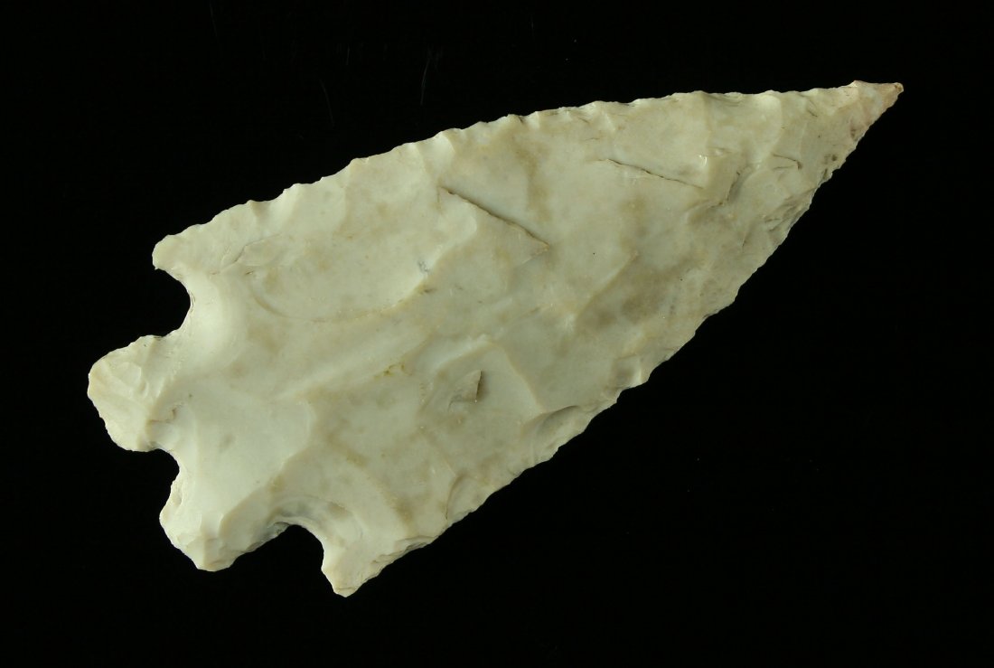 2 9/16" Montell: Central Texas example in a light colored Edwards Plateau Chert. Nice!