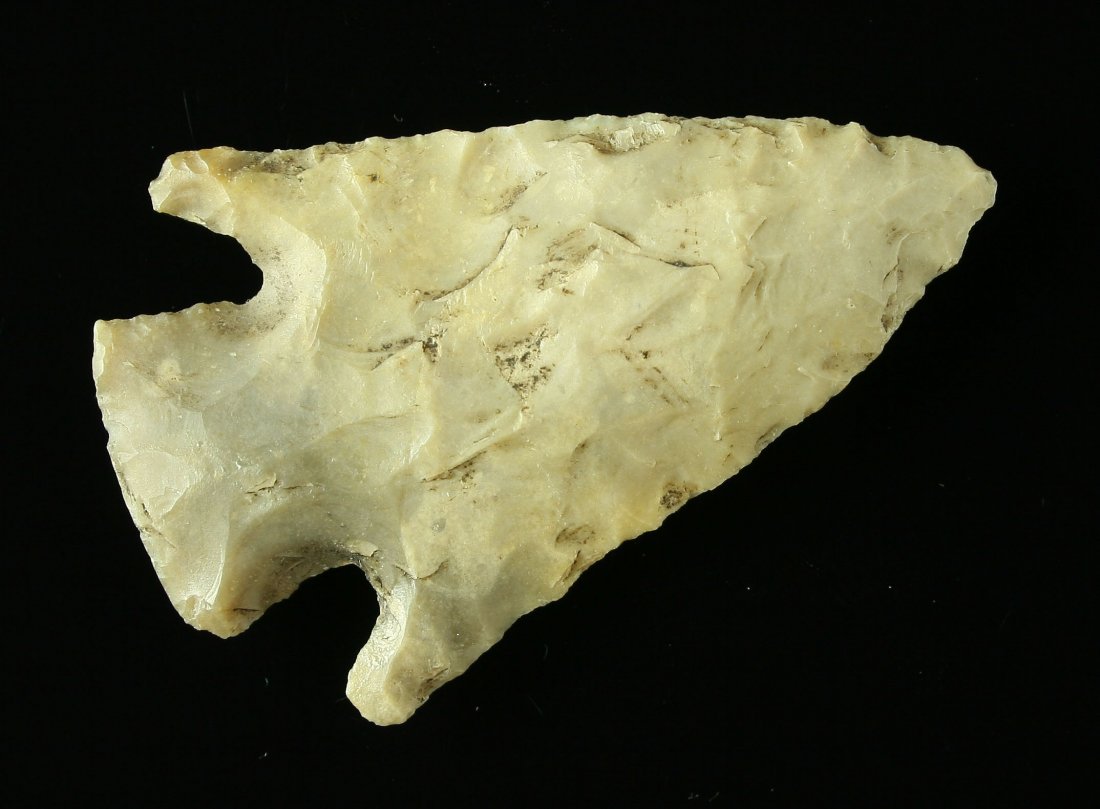 2 3/16" Castroville: Nicely made from Edwards Plateau Chert. Central Texas. Nice ears.