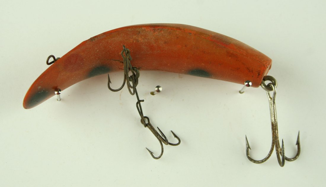 Vintage Flatfish 'S3' Lure: Resin example in Orange with black spots. 3 3/4"