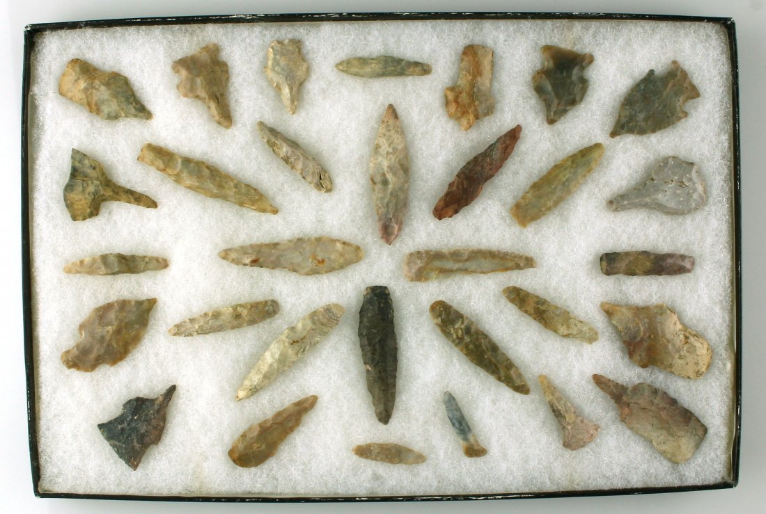 Display of 31 Great Drills: Great selection of mainly Boyle chert examples found in Bourbon Co., Kentucky. Ex - Hadden Family Collection.