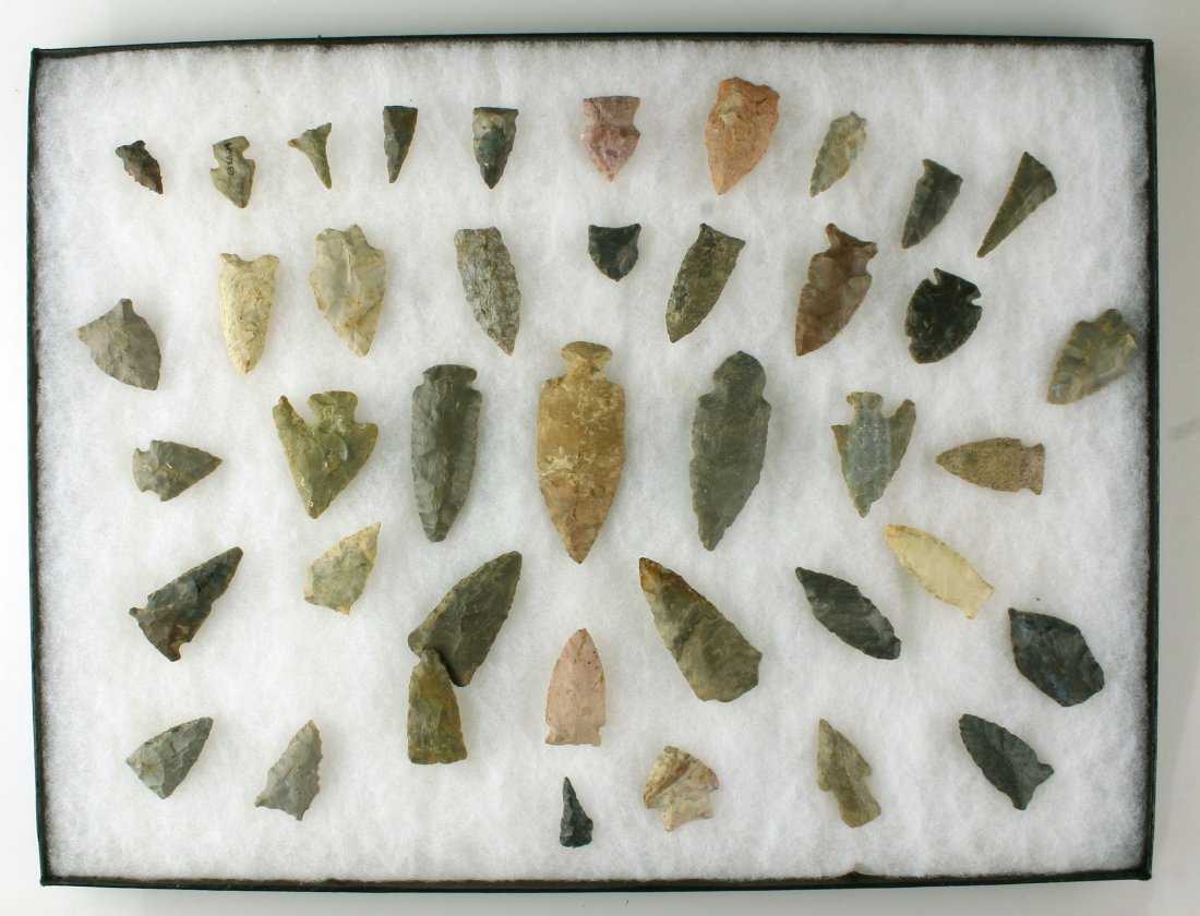 Awesome Mini Collection of 40 Ky Points: Great assortment of points in a 12x18 frame. Ex - Dale Bratcher Collection.