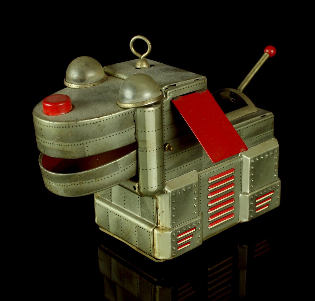 Vintage Windup Robo-Dog Toy (1 of 5)