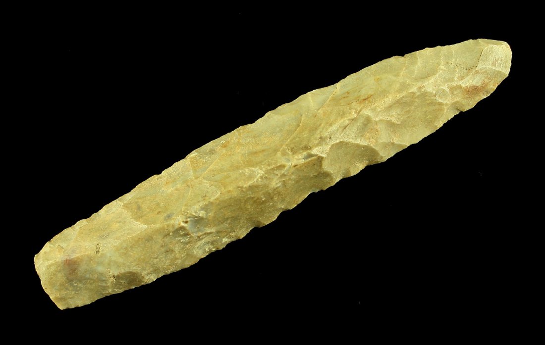 5 3/16" Flint Chisel: Fine flint example from Missouri formerly of the Arthur Sullivan Collection.