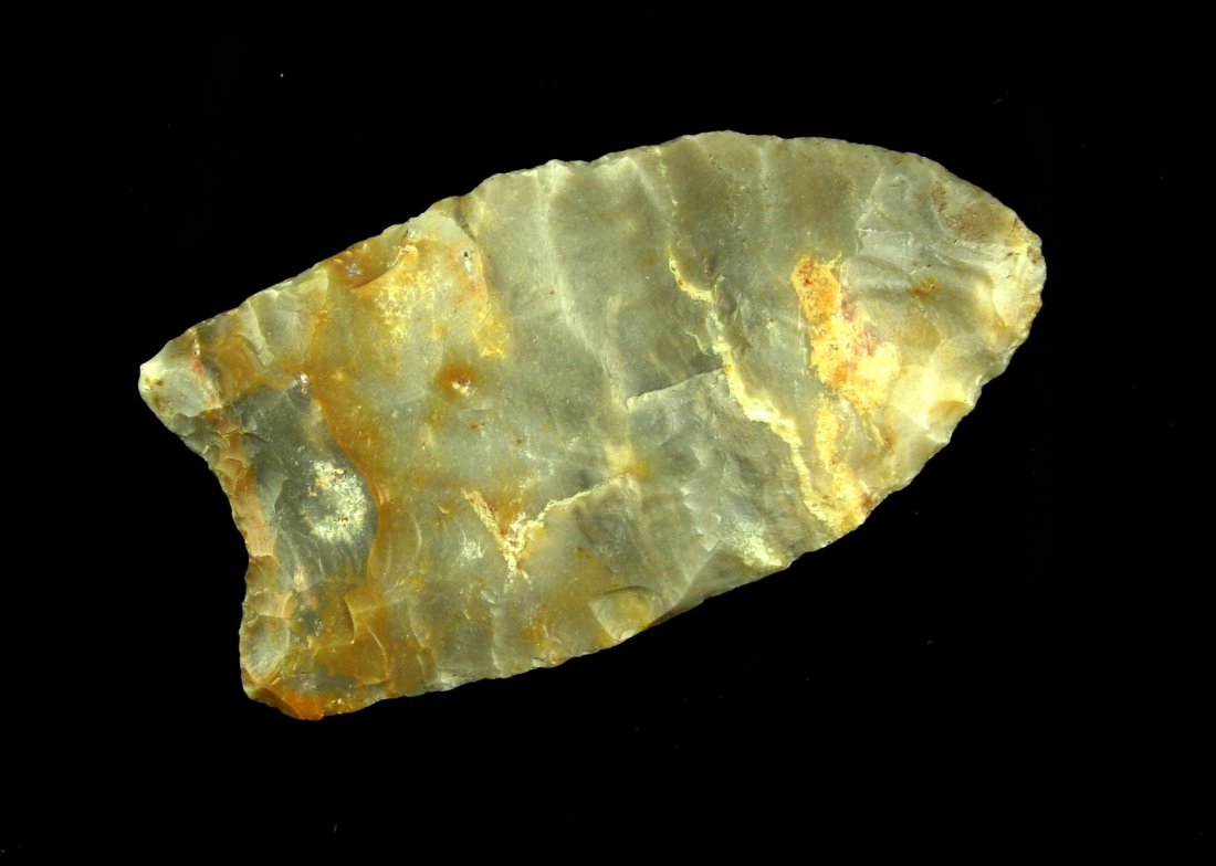 Beautiful 2 1/4" Agate Western Clovis - Jackson G-8.5: Gorgeous banded Agate example from Wyoming. Great form, translucency, and flutes. Jackson G-8.5 COA.