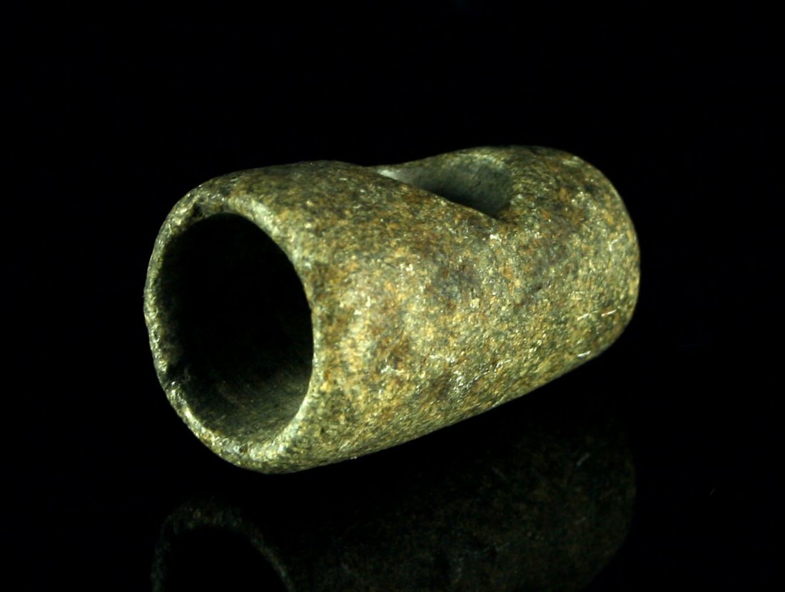 1 1/2" Steatite Fort Ancient pipe. - Jackson COA: Small personal pipe made in steatite from Adams Co., Ohio. Ex - Robert Ankrom Collection. Jackson COA