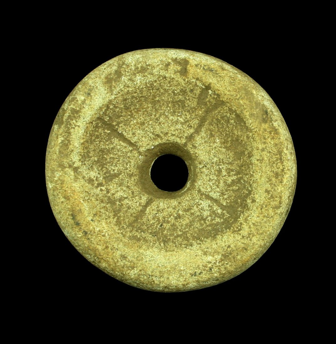 1 15/16" Fort Ancient Discoidal: Nice incised example from Carter Co., Kentucky found by Ken Broughton.