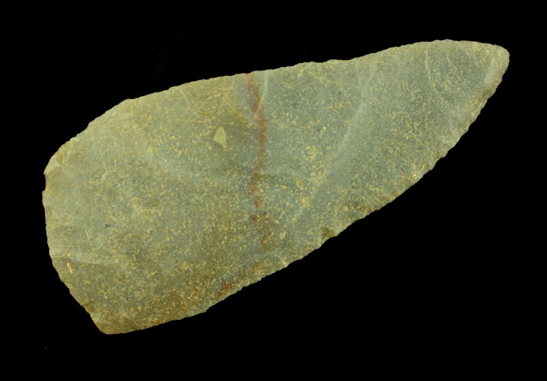 4 1/2" Cobbs Knife: Carter Cave Flint example from Carter Co., Kentucky found by Ken Broughton.