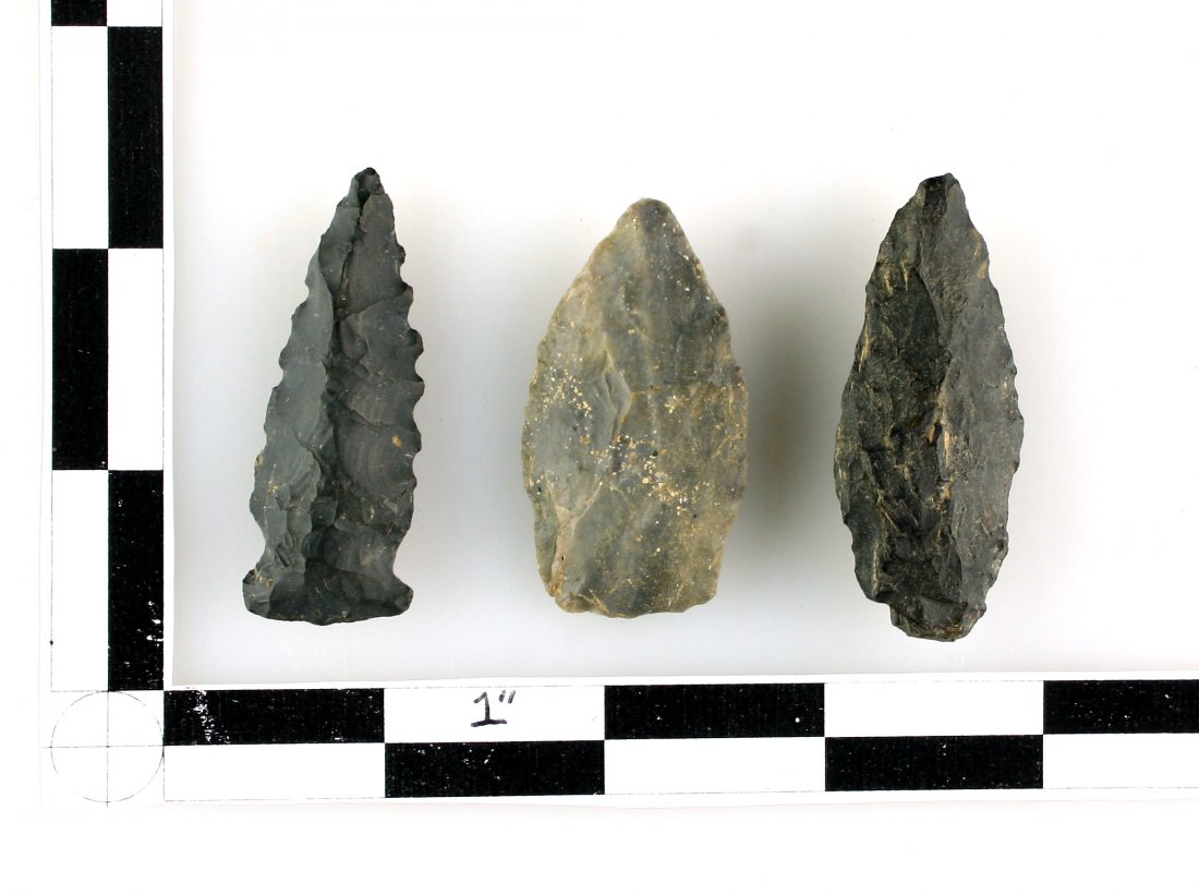 3 Nice Ohio points.: Hornstone and Zaleski cherts. Nice!