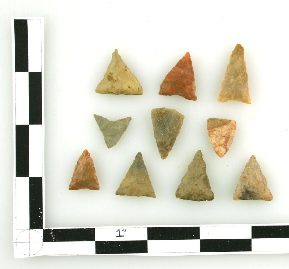 10 Exceptional Kentucky Triangles: All found in Carter Co., Kentucky by Kenneth Broughton. Various local materials - Carter, Boyle, etc. Biggest measures 1 3/16".