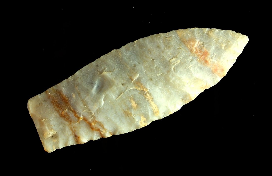 3 1/8" Agate Basin (1 of 2)