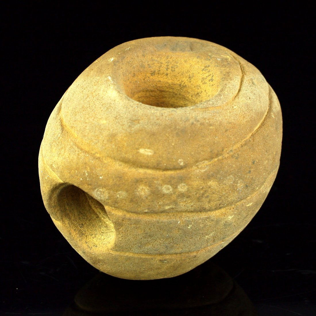 2 3/4" Fort Ancient Pipe (1 of 8)