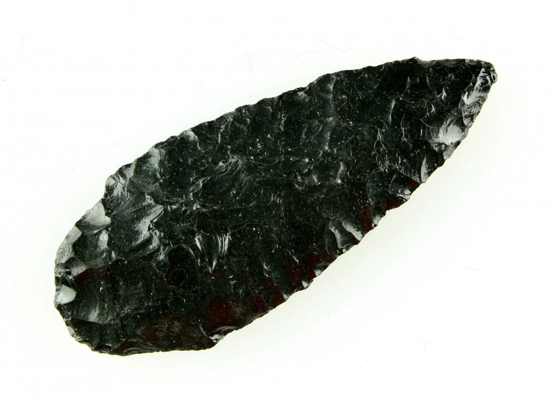 2 5/16" Cascade: Nice larger example from Northern California. Ex - Honeywell Collection. Obsidian.