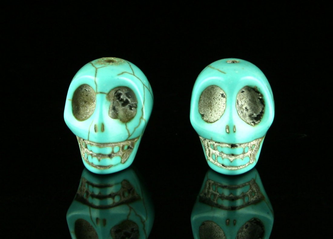 Pair of 5/8" Glazed Skull Beads (1 of 4)