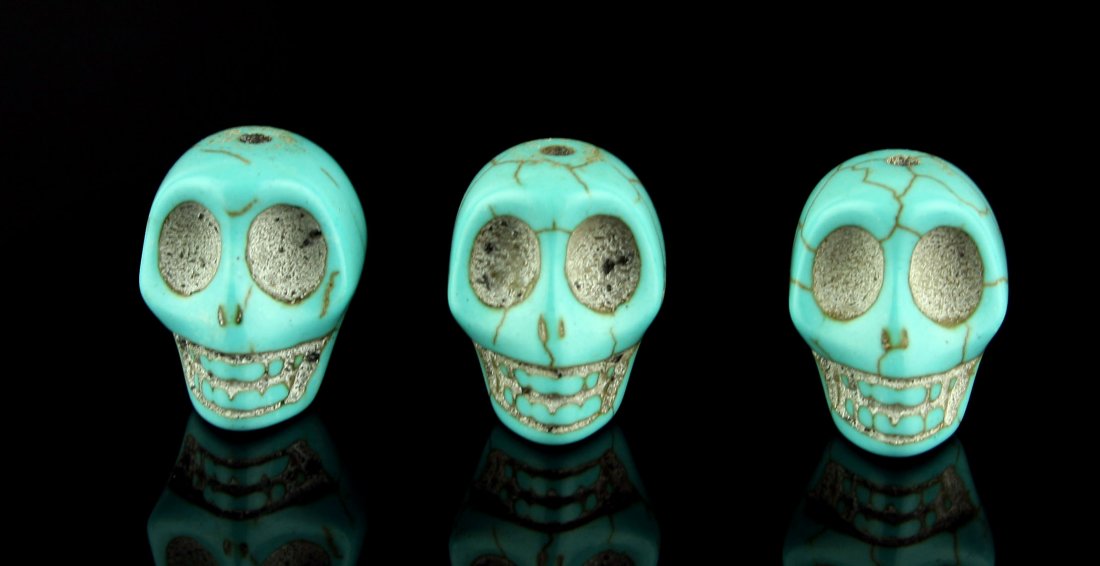 3 Glazed 5/8" Skull Beads (1 of 5)