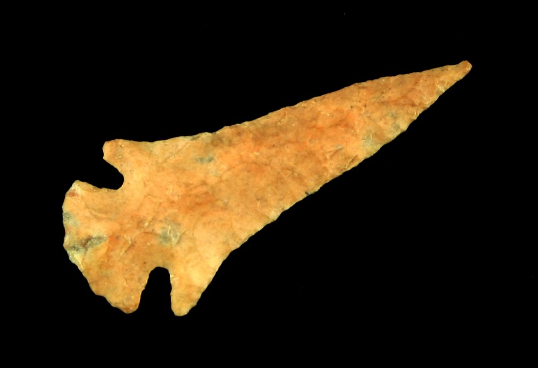 1 3/16" Agee: Nice pretty pink chert example from OK/AR/TX and formerly of the Humphries and Nicholas Hadden Collections.