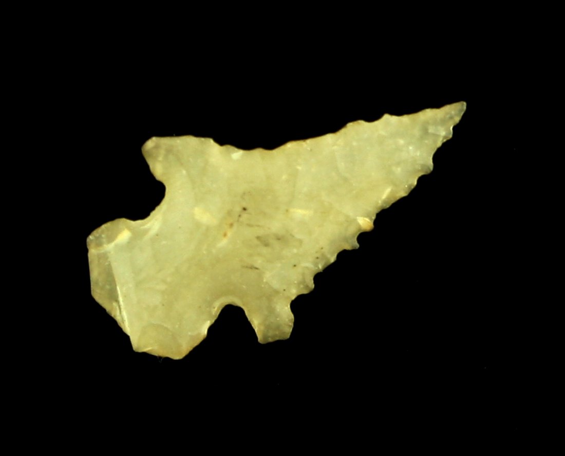 11/16" Agee: Nice totally translucent yellow-clear novaculite from AR/OK/TX formerly of the Humphries and Nicholas Hadden Collections. Serrated!