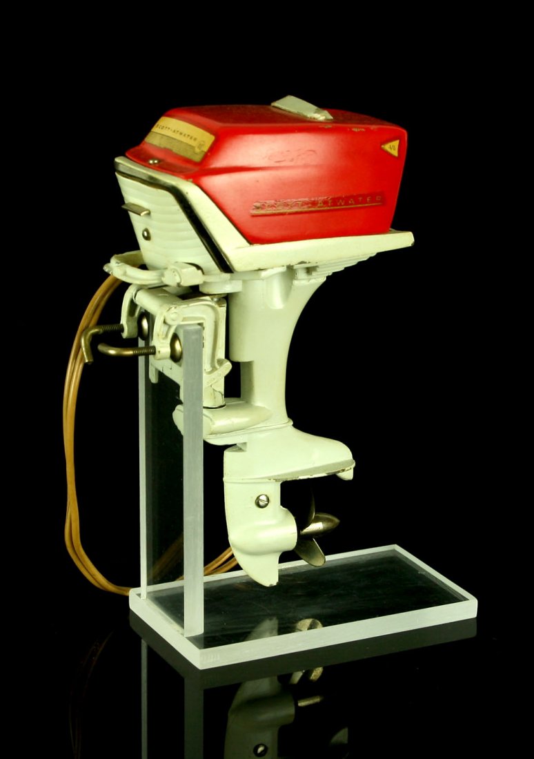 Vintage 1957 K&O Scott-Atwater 40hp Model Outboard (1 of 3)