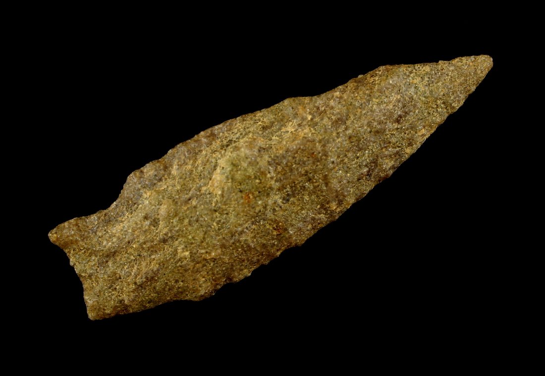 2 7/8" Stemmed Quartzite blade (1 of 2)