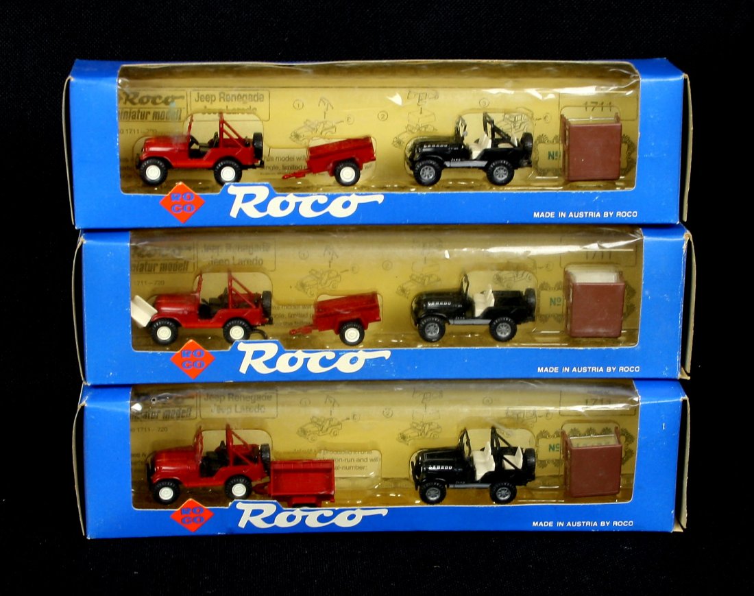 Miniature Jeep Models (1 of 1)