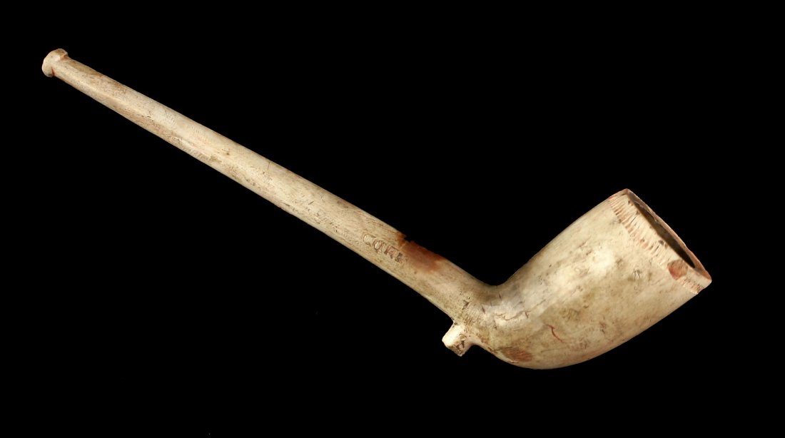 5" Colonial Era Clay Pipe (1 of 4)