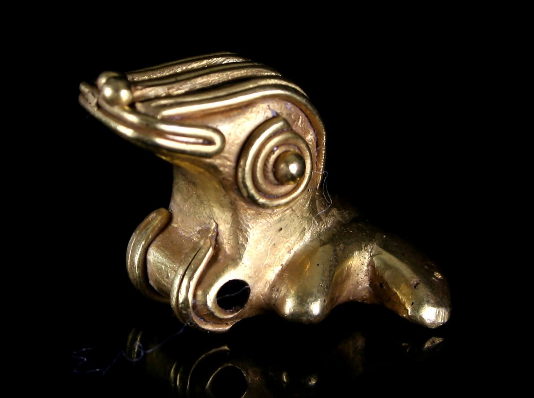 1 3/16" Tairona Frog Effigy (1 of 4)