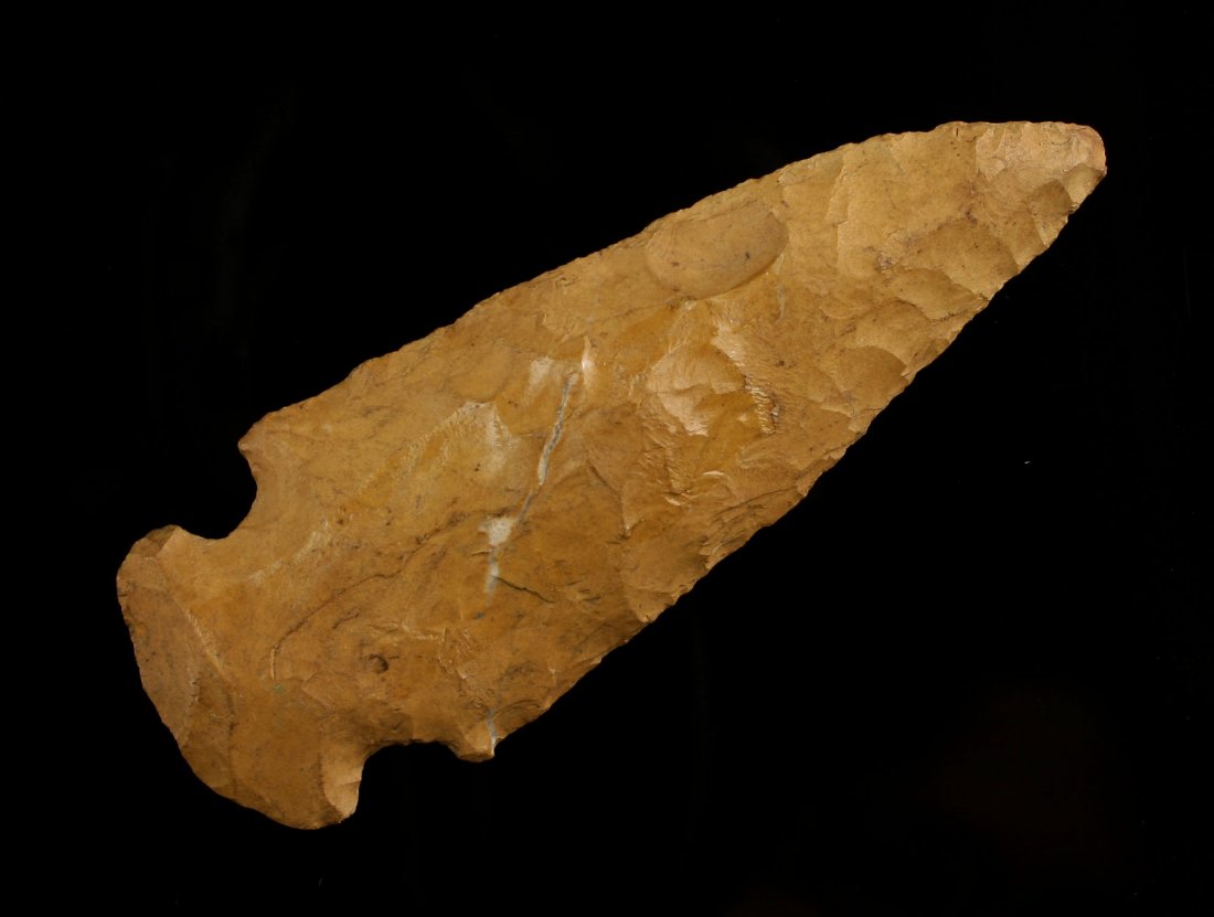 4 1/8" Hopewell: Nice Indiana example from the Nicholas Hadden and Humphries Collections. Tan Chert.