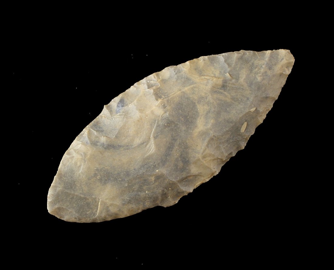 2 5/8" Adena: Hornstone example from kentucky labeled as 'Nodena'. Ex - Tate Collection.