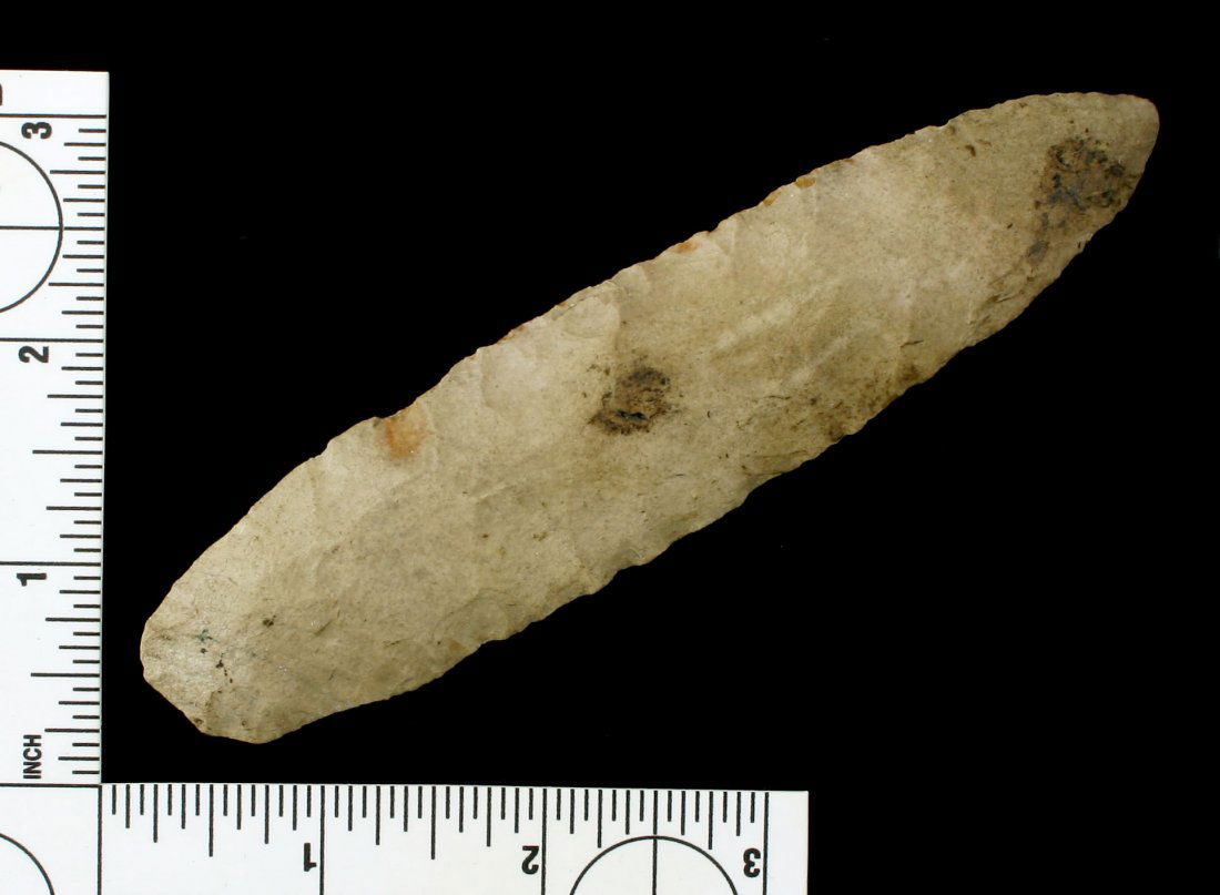 5 1/8" Agate Basin (1 of 2)