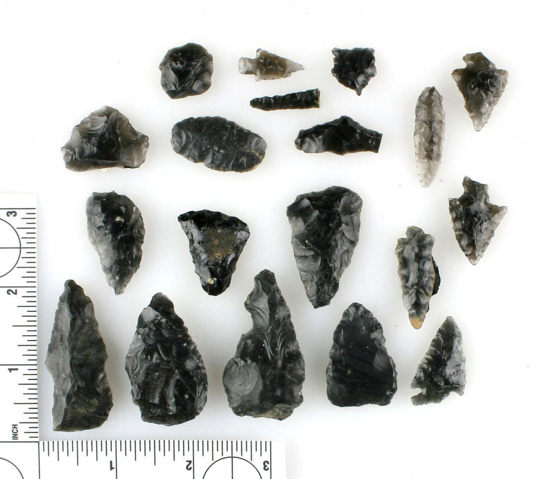 Large lot of Oregon Obsidian points (1 of 1)