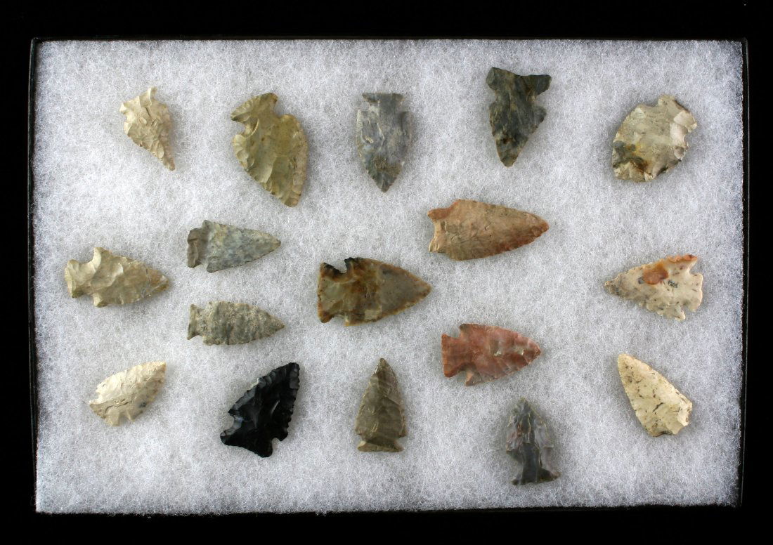 Display of 17 Nice Indiana Archaic Points (1 of 1)