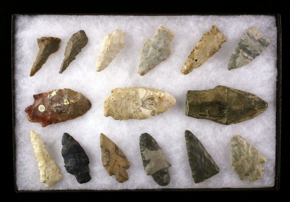 Display of 15 Nice Indiana Arrowheads (1 of 1)