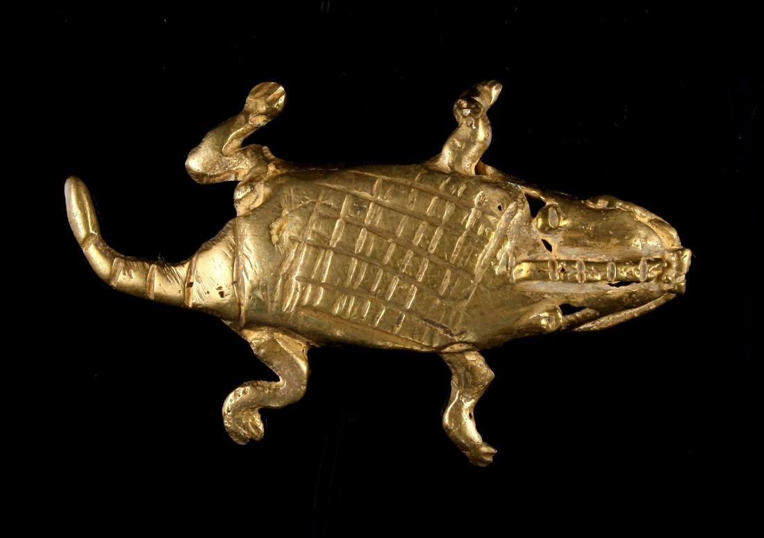 2 1/2" Tairona Gold Alligator Effigy: Colombia. Tumbaga Gold. Gold content unknown/not guaranteed. Estate Find.