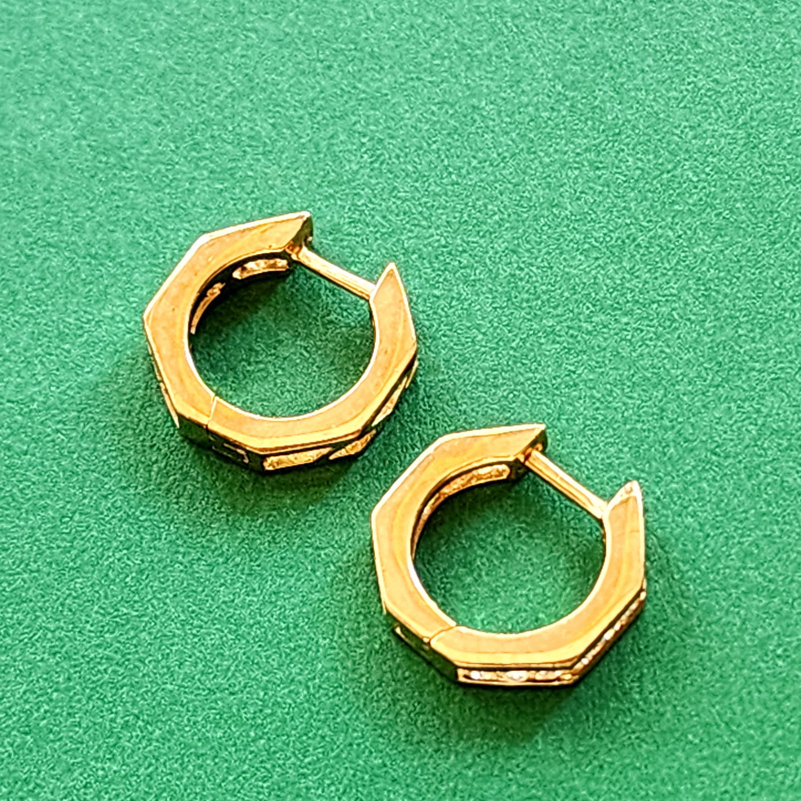 Solid Gold 9K Hexagonal Diamond Earrings - 3