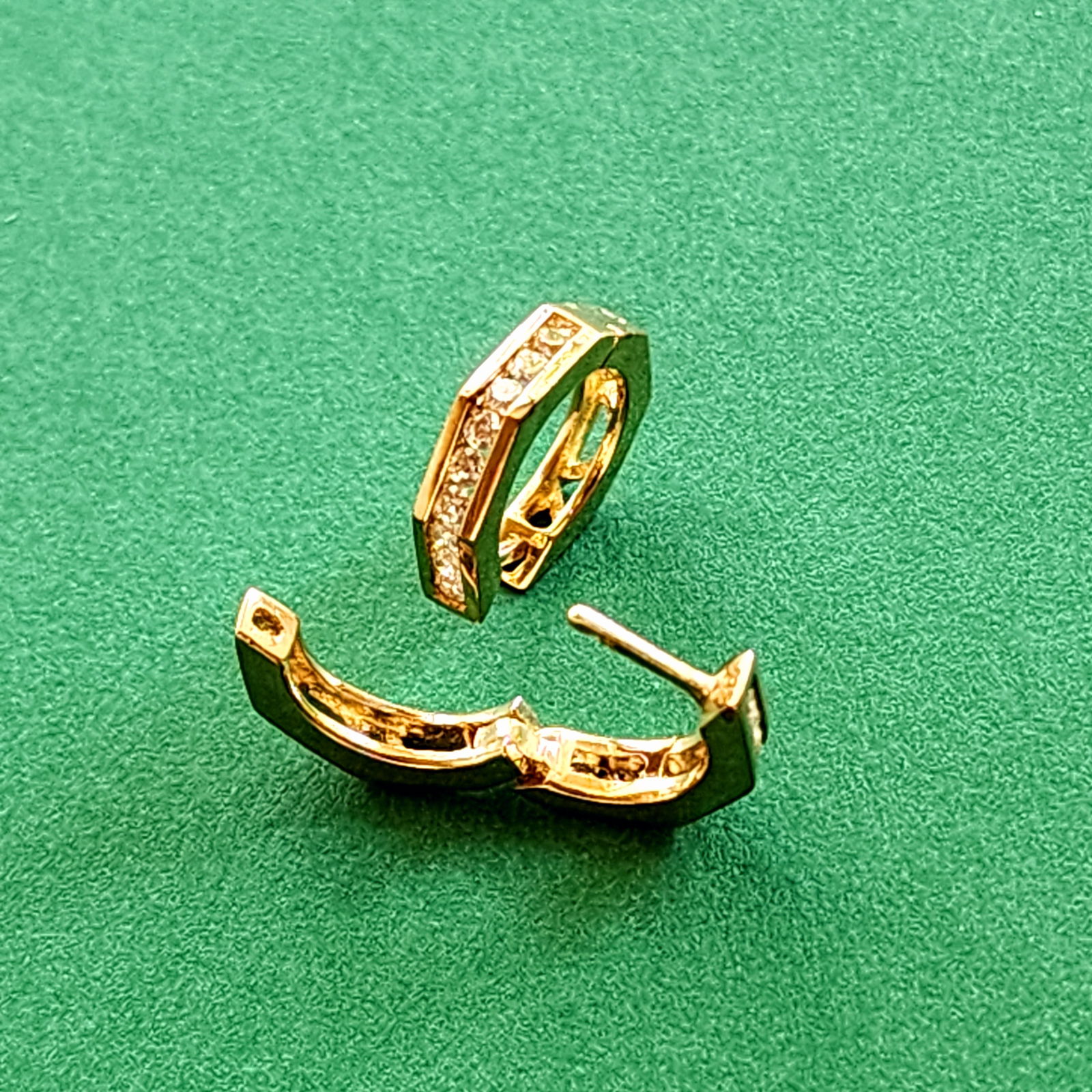 Solid Gold 9K Hexagonal Diamond Earrings - 4