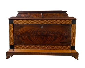 Antique Early 19th c. Mahogany Inlaid Dresser Box / Chest