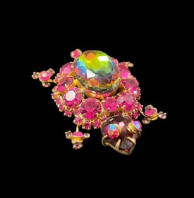 Juliana D&E “Watermelon” Rhinestone Brooch – DeLizza & Elster