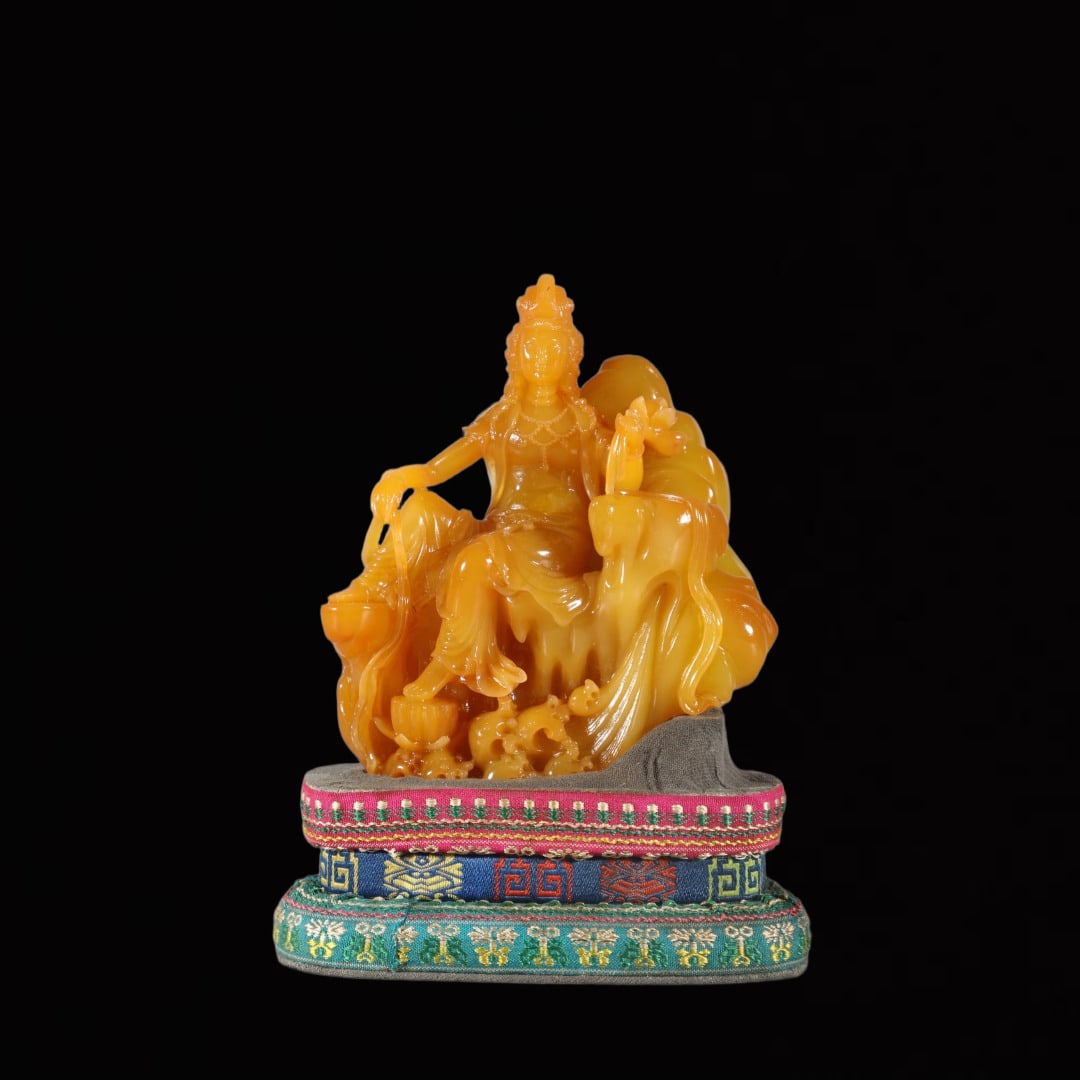 An Exquisite Tian Huang Stone Statue of Avalokitesvara (1 of 9)