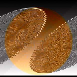 An Exquisite Gold Coin: An Exquisite Gold Coin,The Republic of China, Size:3.9cm Weight:37.5g