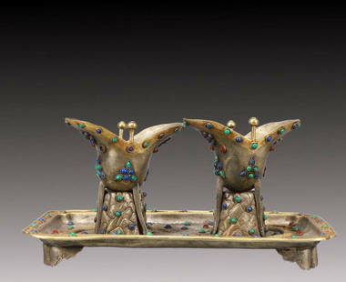 A Set of Rare Gilt Silver Dragon Pattern Goblets,Inlaid Turquoise: A Set of Rare Gilt Silver Dragon Pattern Goblets,Inlaid Turquoise,Tang Dynasty, China,Size:27cmx14.5cmx13cm,Weight:1200g &#19968;&#22871;&#38134;&#37775;&#37329;&#40857;&#32441;&#29237;&#26479;,&#2388