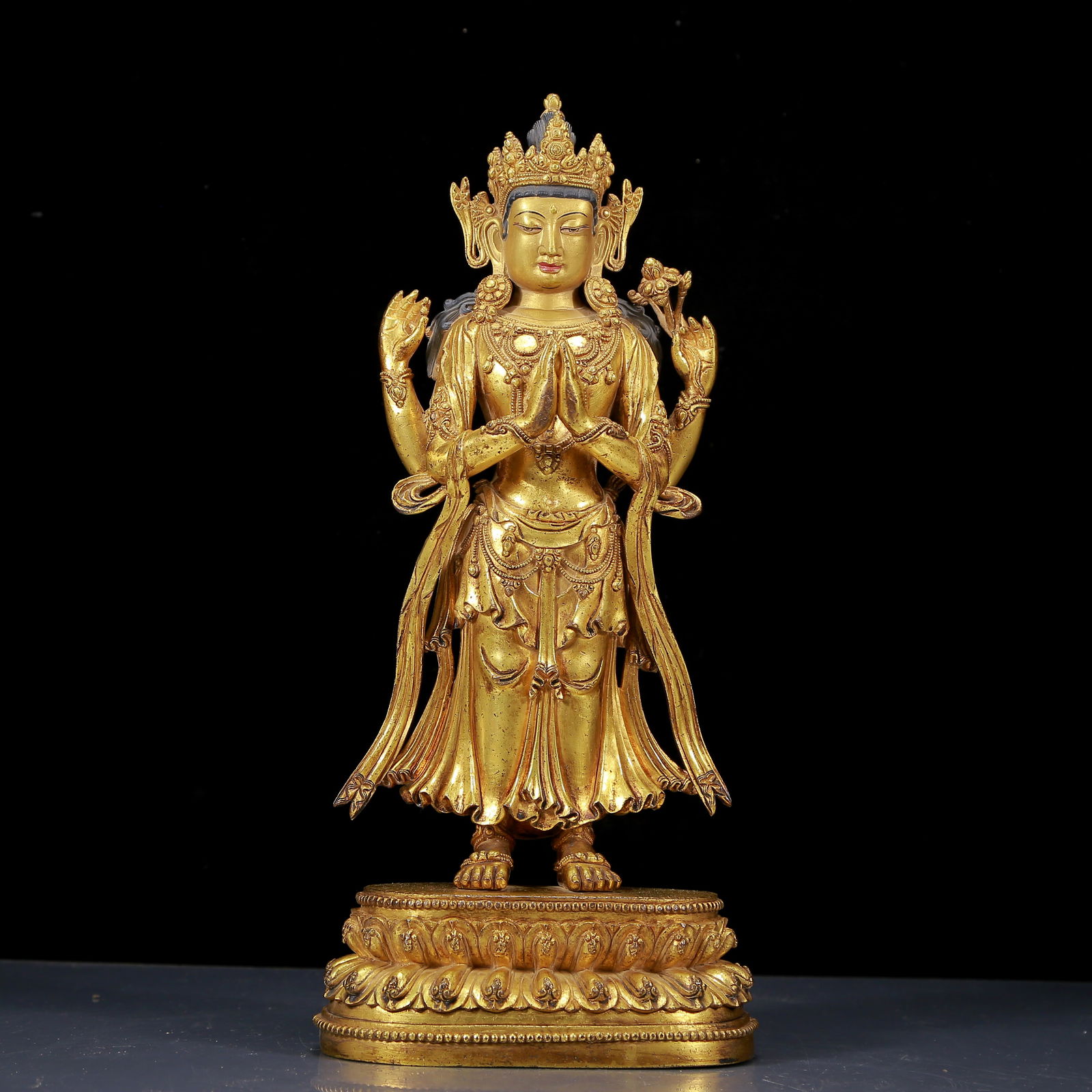 A Solemn Gilt Bronze Statue of Four-arms Guanyin (1 of 10)