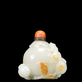 An Exquisite White Jade Golden Toad Pattern Snuff Bottle, Inlaid Gems