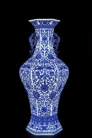 A Huge Blue and White Lotus Pattern Double-Ears Vase