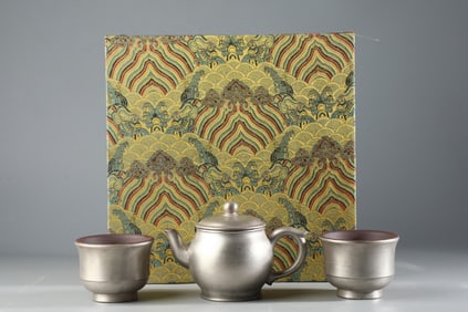 A Set of Fine Purple Sands Silver Teapot