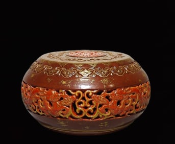 An Exquisite Red Glazed Painted Gold Hollow Bats and Peach Chi-Dragon Pattern Ornament