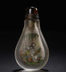 An Exquisite Glass Character and Story Pattern Snuff Bottle