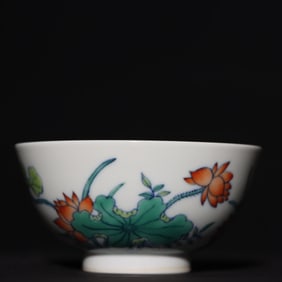 An Exquisite Doucai Lotus Pattern Cup