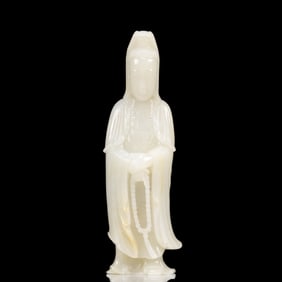 An Exquisite White Jade Statue of Avalokitesvara